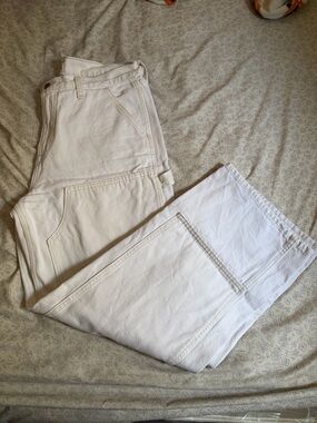 Abercrombie & Fitch Off-White Mid Rise Slouchy Jeans